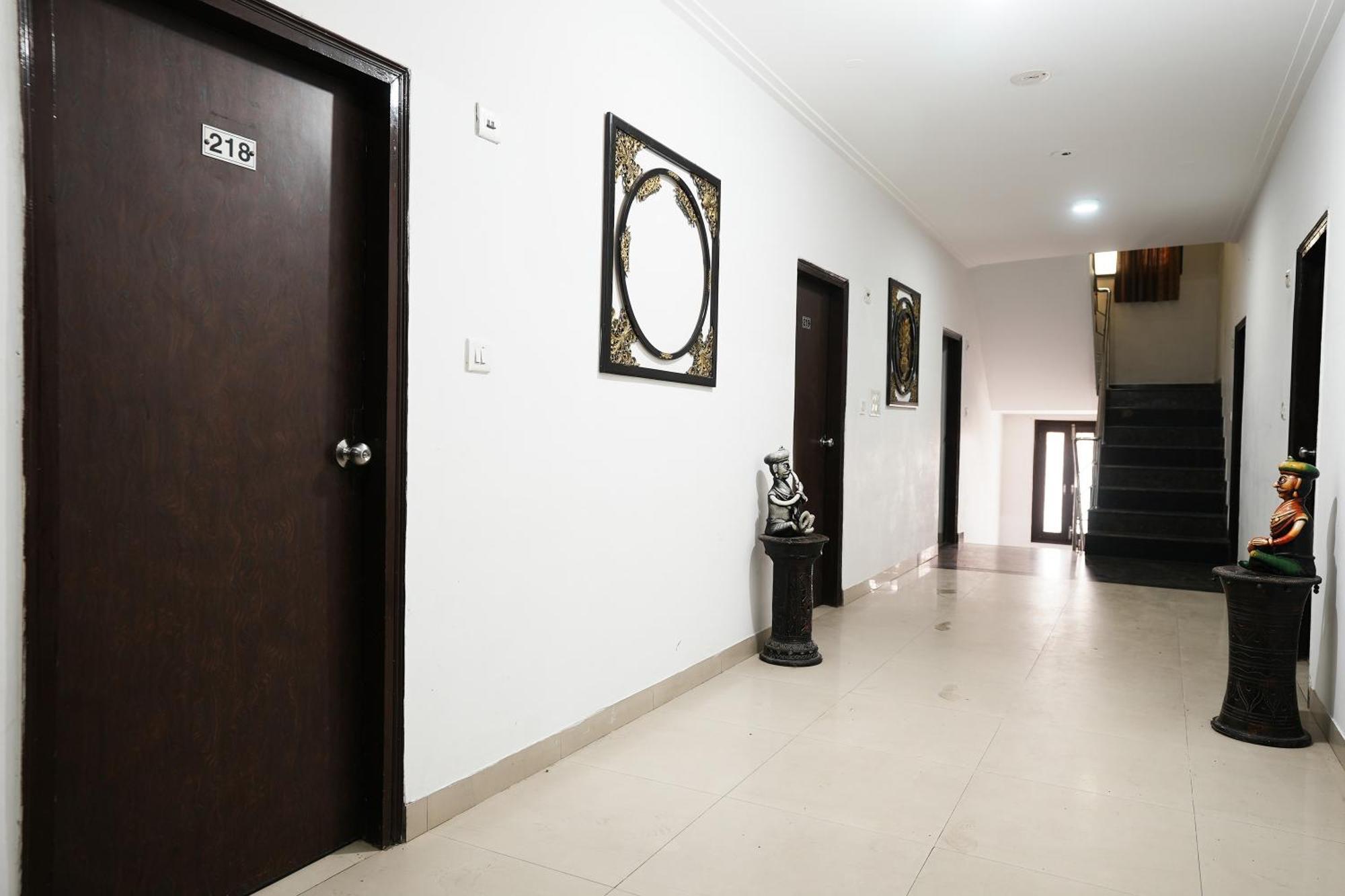 Hotel Om Paradise Near Igi Delhi Airport New Delhi Exterior photo