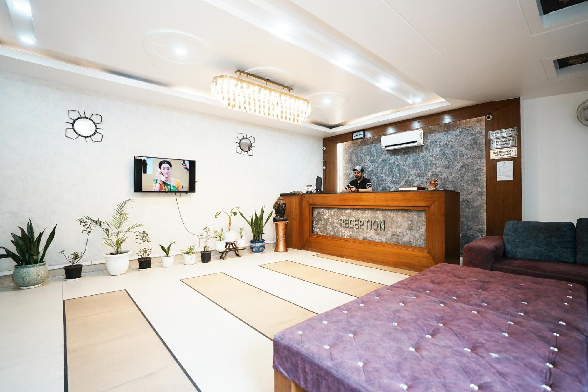 Hotel Om Paradise Near Igi Delhi Airport New Delhi Exterior photo