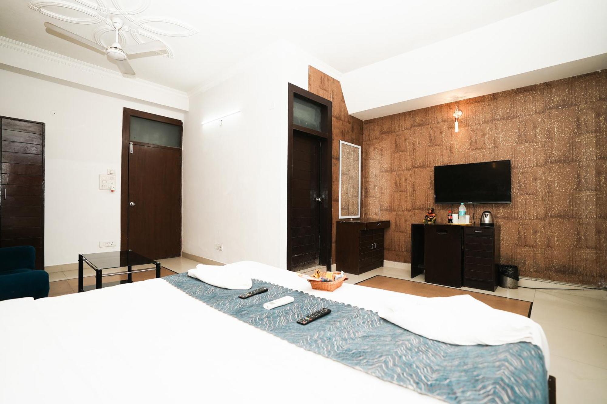 Hotel Om Paradise Near Igi Delhi Airport New Delhi Exterior photo