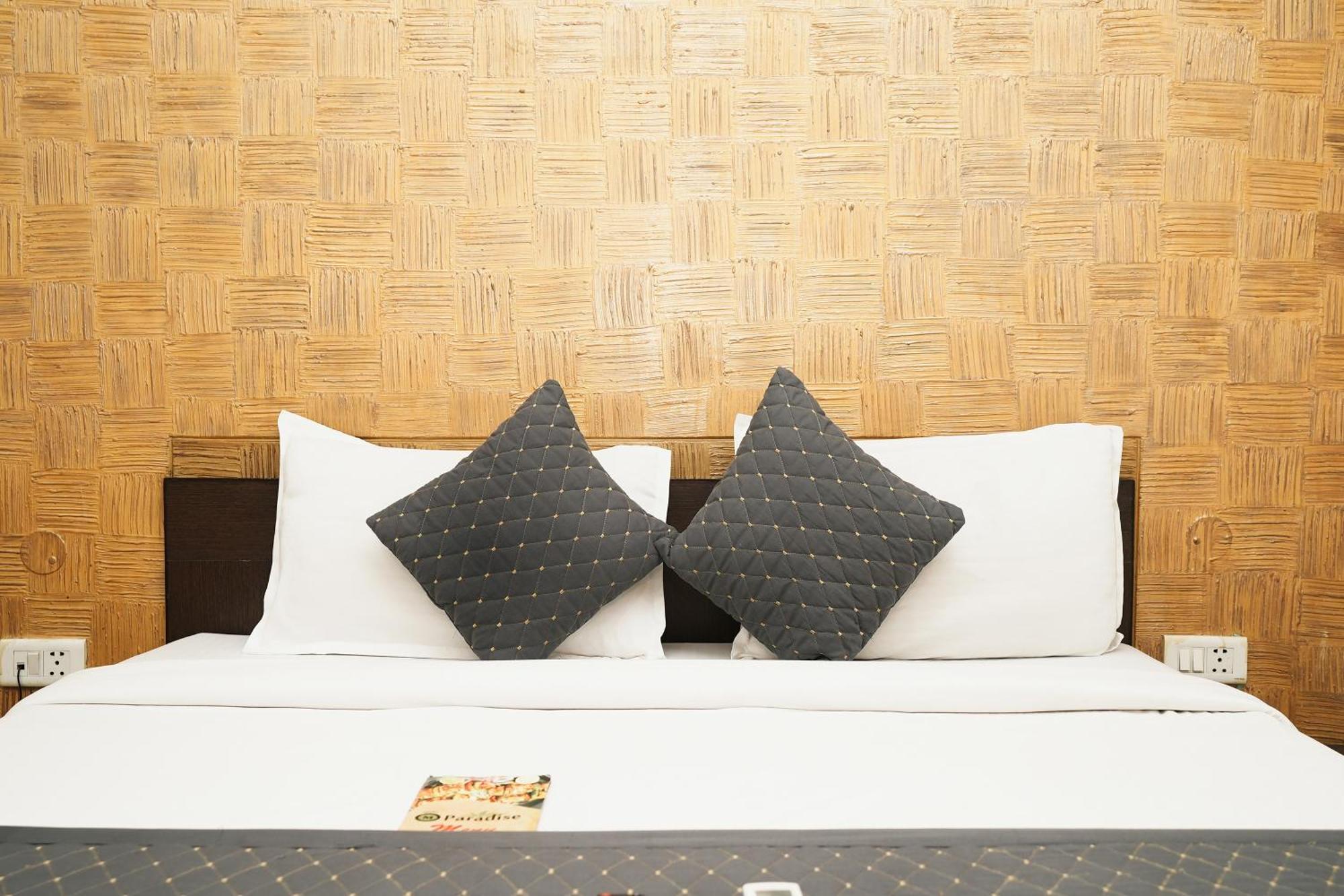 Hotel Om Paradise Near Igi Delhi Airport New Delhi Exterior photo